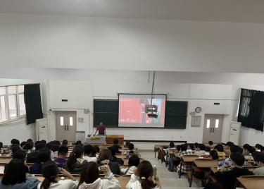 赋能大学新征程——商学院“大咖说”第八期讲座助力大学生综合素质培养