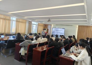 聚焦AI前沿 洞察金融风控新机遇——商学院举办“大咖说”第十三期讲座