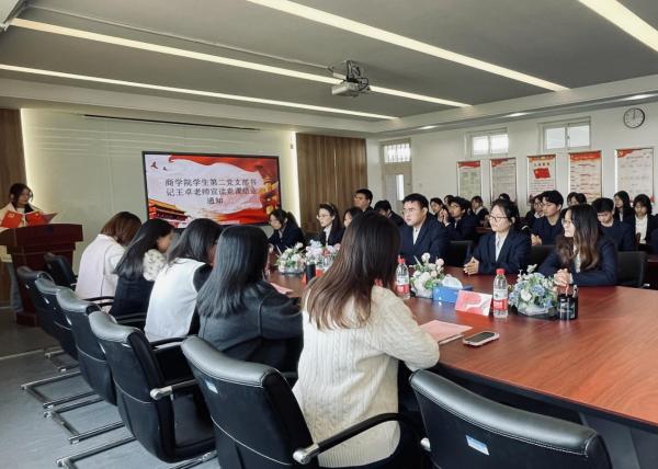 "C:\Users\王洁\Desktop\图片1600.jpg"