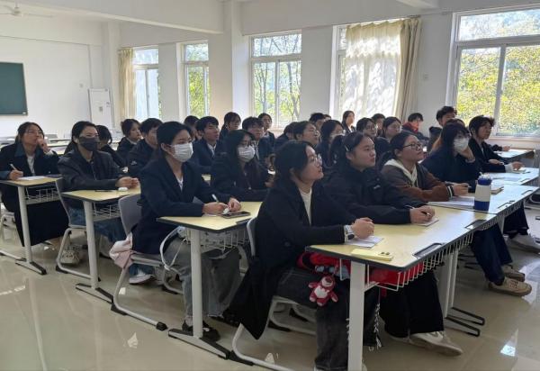 "C:\Users\王洁\Desktop\图片2600.jpg"