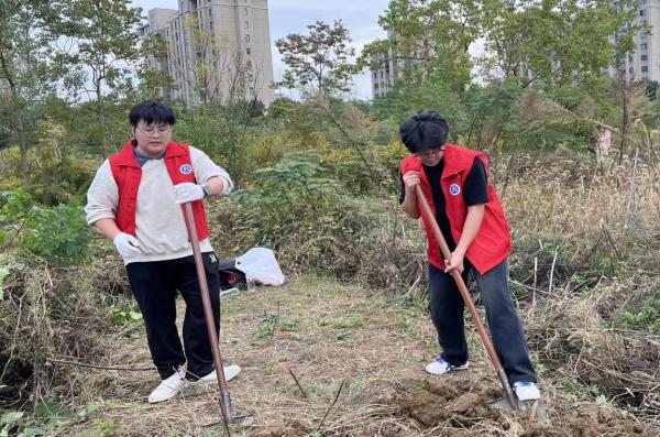 "C:\Users\王洁\Desktop\图片1600.jpg"