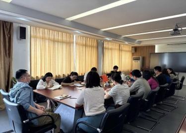 商学院召开党政联席会议专题研究2025届毕业生就业工作