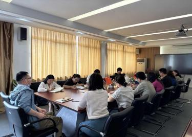 商学院就业工作调度会：精准帮扶 助力就业