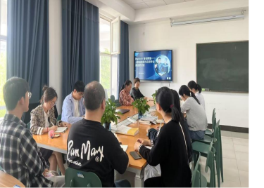 数启未来，智创辉煌——商学院大数据管理与应用专业召开专业建设研讨会
