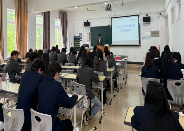 商学院成功举办安徽省大学生创新大赛选拔赛