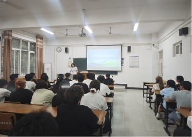 落实教室管理责任，共建文明学习空间——科技商学院开展教室管理专题培训会
