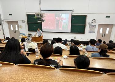 铸魂育人 砺炼成才——科技商学院开展专业导论专题讲座